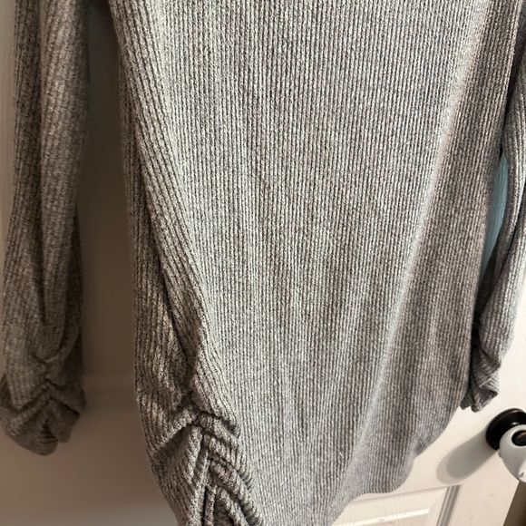 Pinkblush Ribbed Knit Ruched Maternity Top - Picture 3 of 3